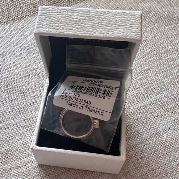 Pandora Delicate Heart Ring - Picture 2 of 3